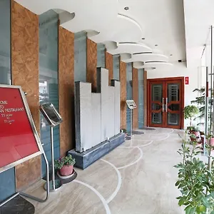 New Broadway Hotel