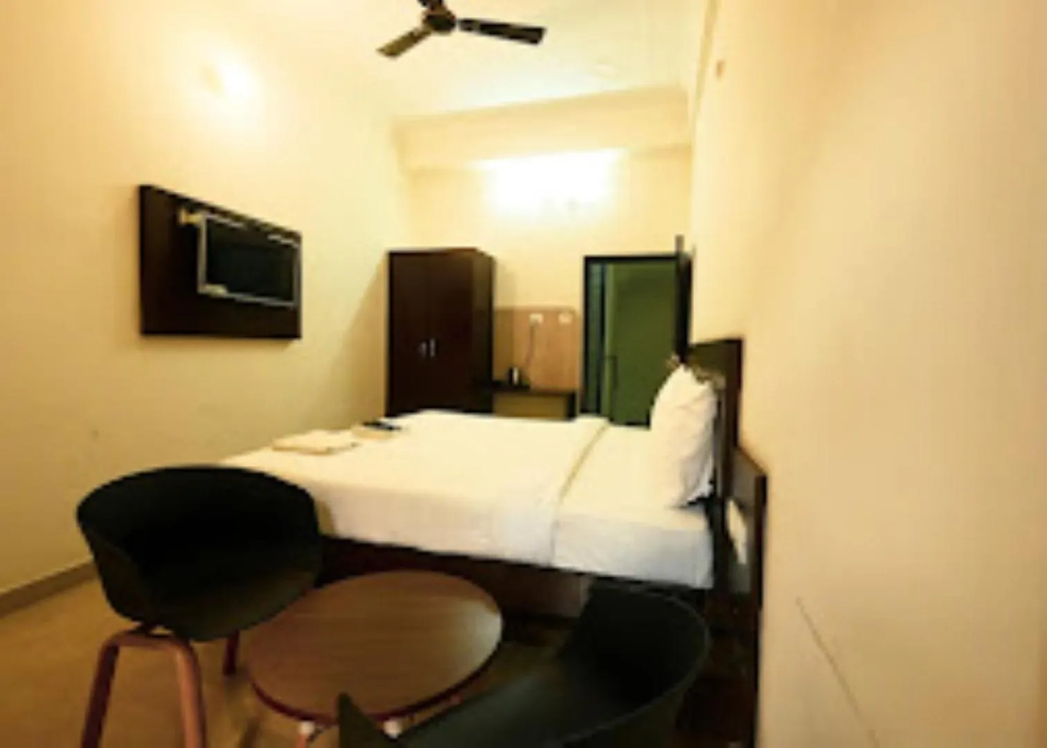Hotel Four Season Varanasi 3*,